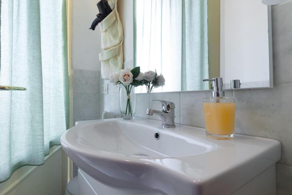 Casale Toscano Piscina Wi-Fi Capannori Bagian luar foto
